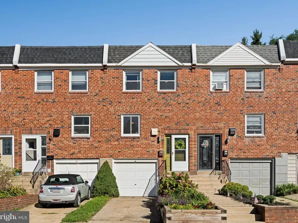 231 Sumac St, Philadelphia, PA 19128