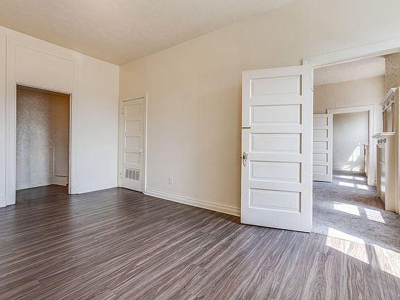 5th image of 636 E Warrington Ave APT 2