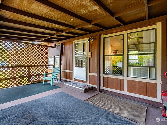 3rd image of 8397 Eikleberry Court