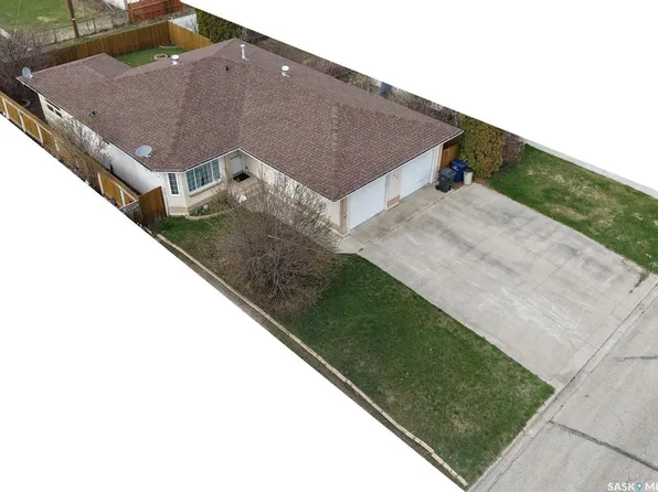613 9th AVENUE W, Nipawin, SK S0E 1E0