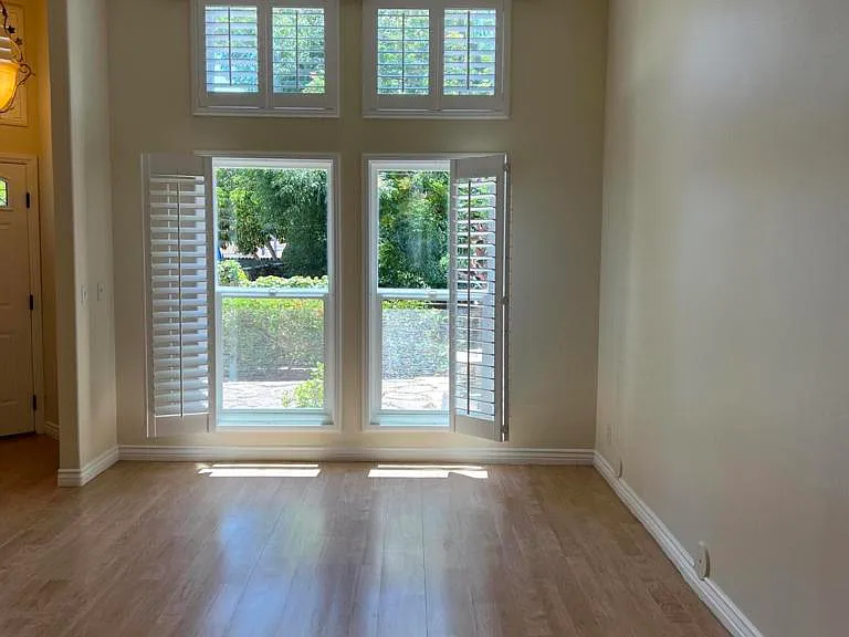 255 Skyline Dr — Photo 8