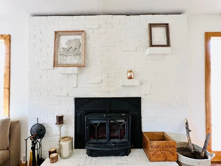 379 Houston St — Photo 8