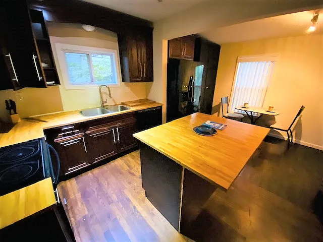 1101 Mecaslin Street NW - 1 — Photo 3