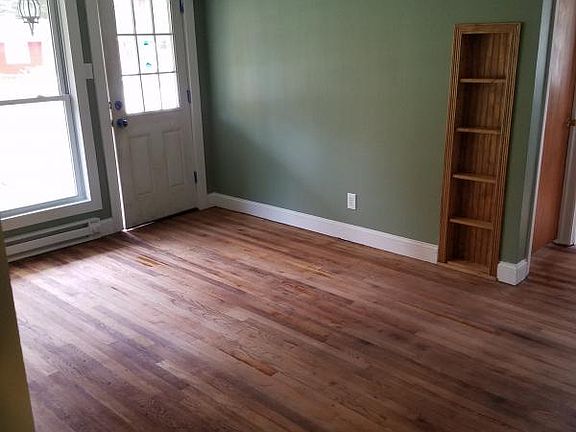 2nd image of 202 Cranberry St