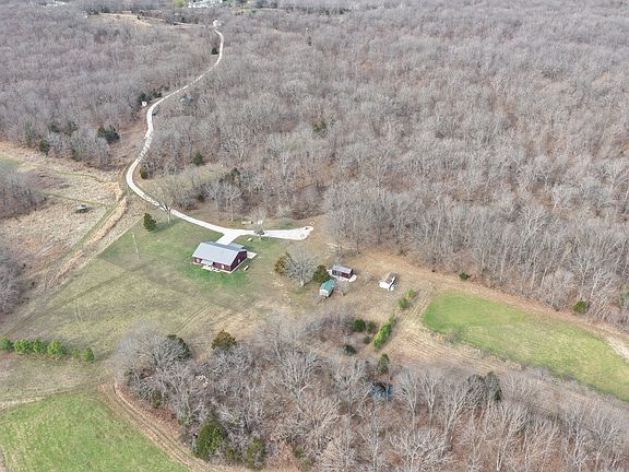 5th image of 8096 Whitetail Rdg