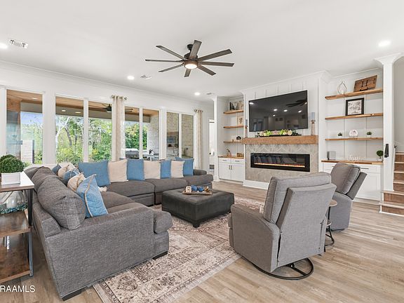 5th image of 119 Grandview Terrace Dr