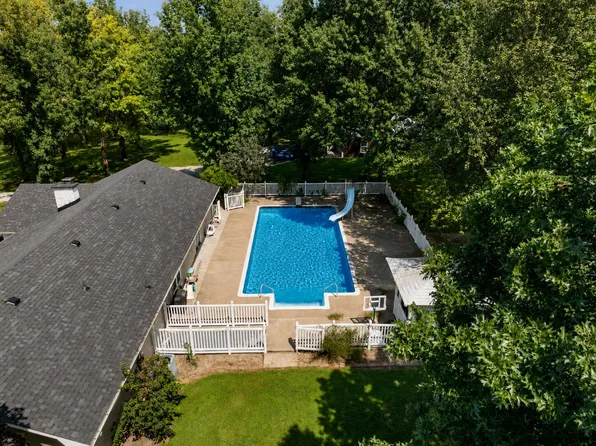 13242 Prairie Lick Rd, Boonville, MO 65233