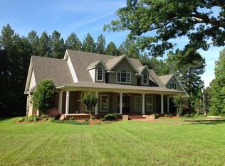 2214 W 4th St, Fordyce, AR 71742