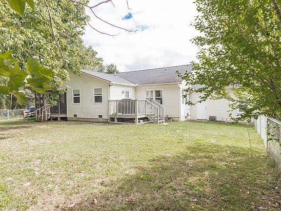 5th image of 155 Vancon Dr