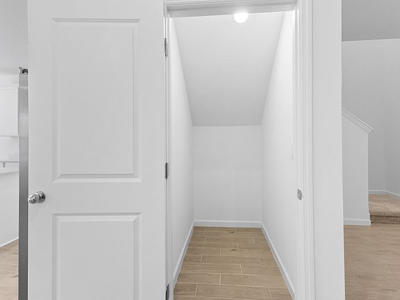5th image of 51 Mission Cove Cir