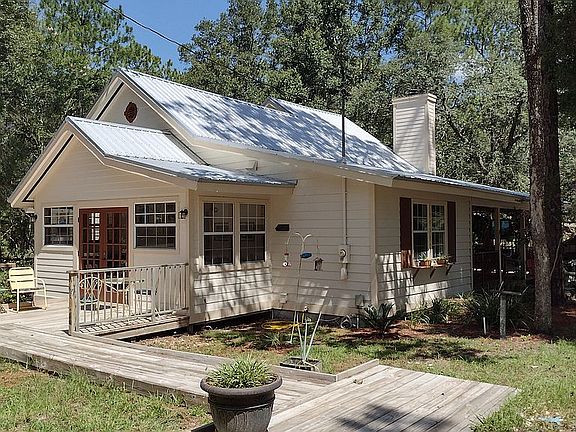 view showing sunroom