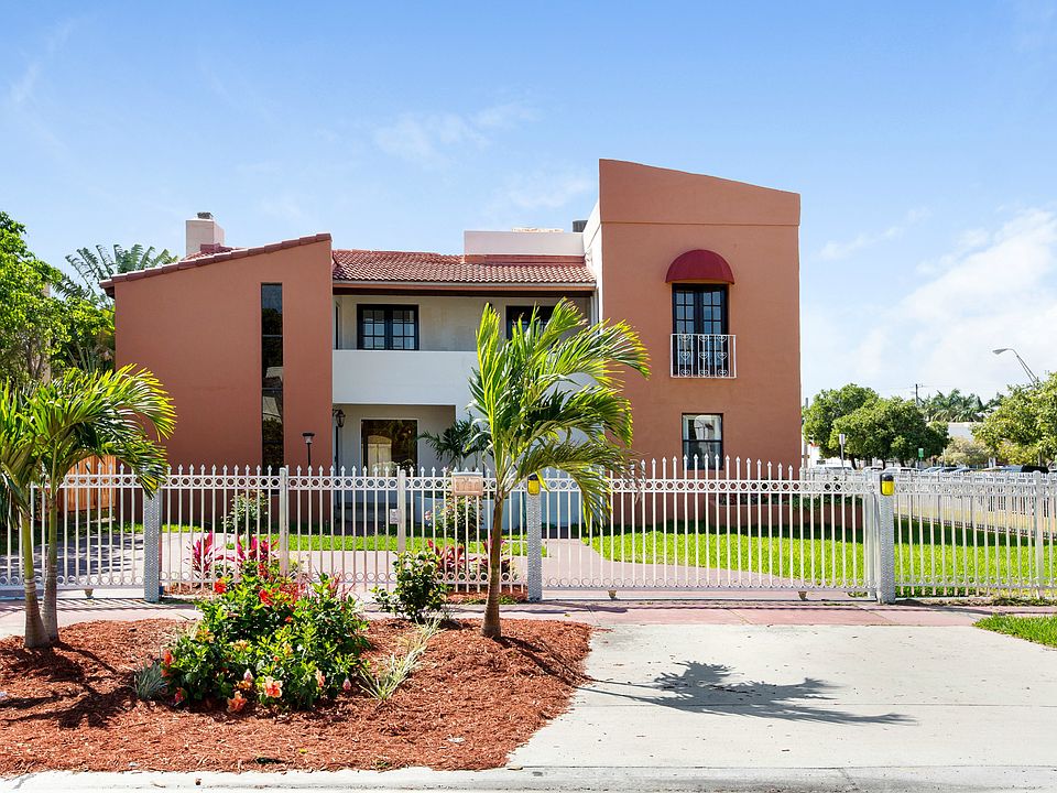 1st image of 3790 Royal Palm Ave