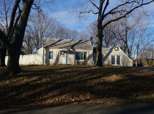 7212 N Walnut St, Gladstone, MO 64118
