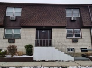 11-22 22 Oxford Dr, Valley Cottage, NY 10989