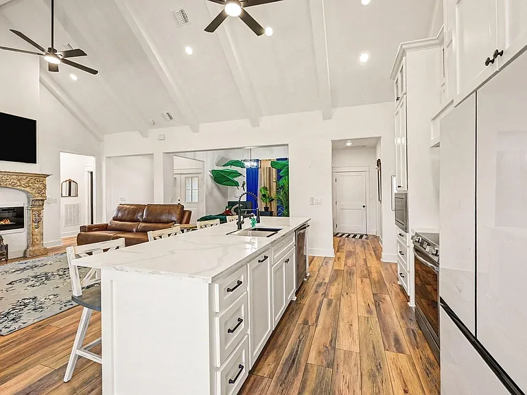 444 Mill Rd — Photo 9