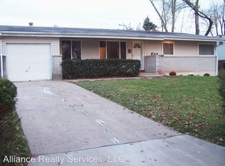 10736 Hallwood Dr, Saint Louis, MO 63136