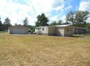 4646 Poplar Dr, Harrison, MI 48625