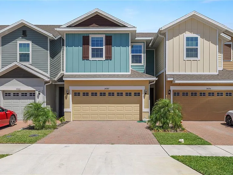 34187 Cinder Way — Photo 1