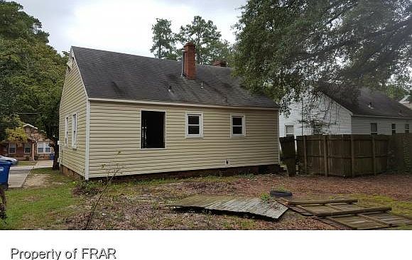 2nd image of 220 Judd St