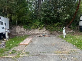 40 Sieberts Creek Rd, Port Angeles, WA 98362