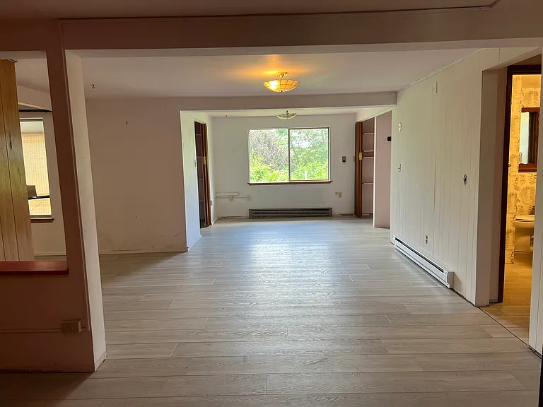 3527 Shattuck Ave S — Photo 30