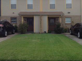 5036 Westlake Dr, New Orleans, LA 70126