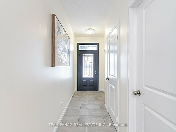3rd image of 54 Matheson Cres