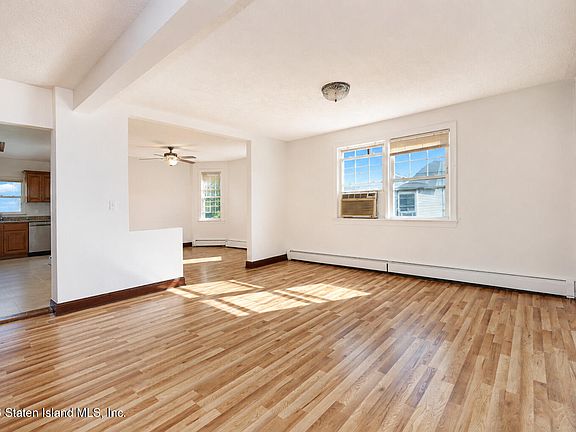 5th image of 186 Hope Ave