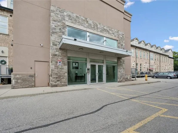 25 Concession St #204, Cambridge, ON N1R 2G6