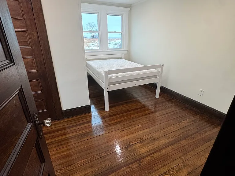 1st bedroom