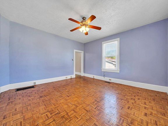 3rd image of 112 1st Ave