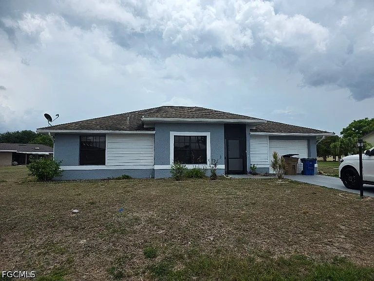 202 Eaglesmere Dr — Photo 1