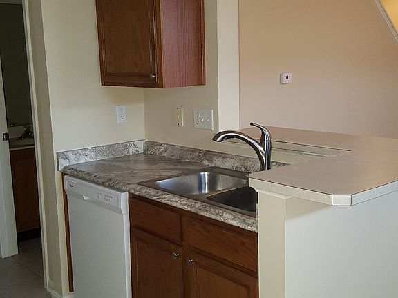 4th image of 3585 Shadetree Dr