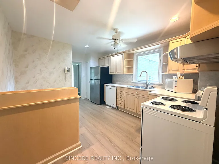 36 Sumner Heights Dr — Photo 4