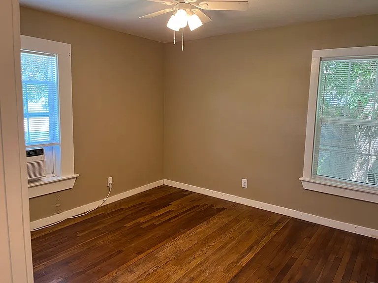 917 Duval Ct — Photo 8