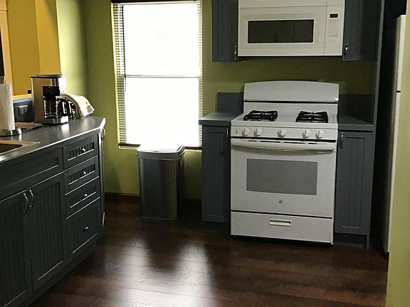 2nd image of 14 Allen Ln Front 1-2