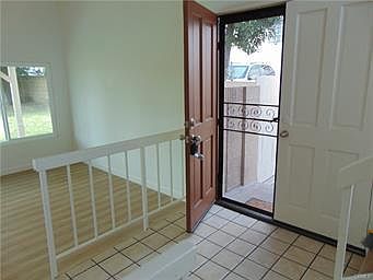 4th image of 1501 W Elm Ave