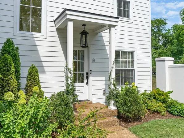 232B Harding Pl, Nashville, TN 37205