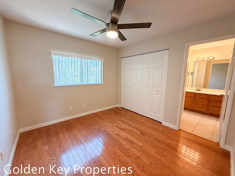 533 Edgewater Ave — Photo 22