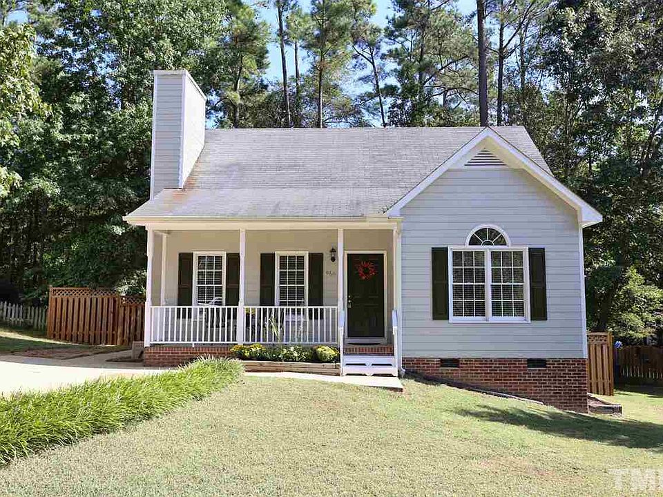 1st image of 966 E Durness Ct