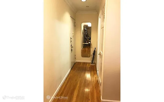 Rented by Douglas Elliman | media 16