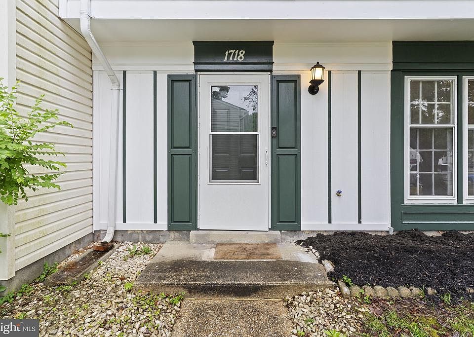 1st image of 1718 Brightwell Ct