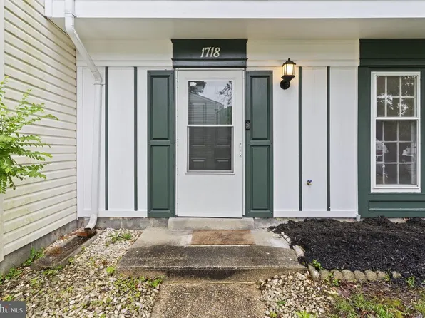 1718 Brightwell Ct, Waldorf, MD 20602