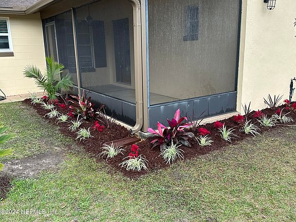 2nd image of 242 SHORES Boulevard