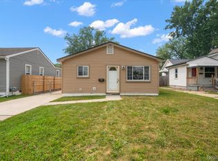 26585 Barrington St, Madison Heights, MI 48071