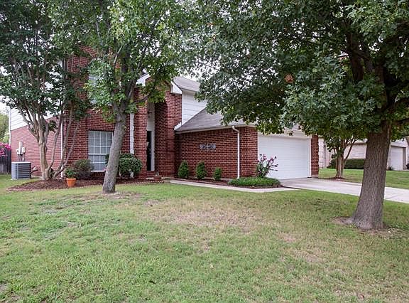 3rd image of 2217 Riverplace Dr