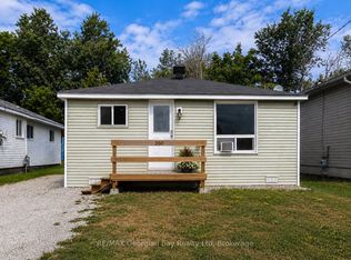 350 McNicoll St, Tay, ON L0K1R0