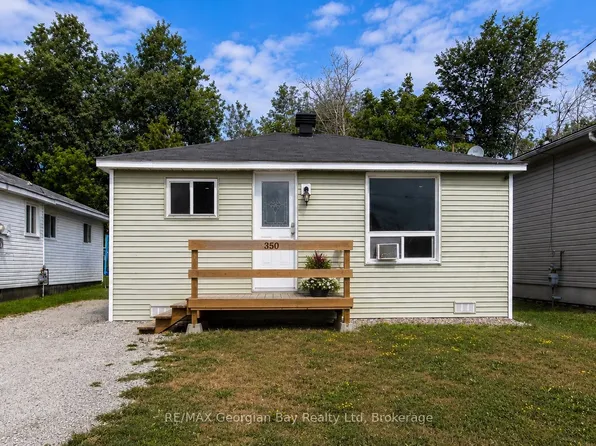 350 McNicoll St, Tay, ON L0K 1R0