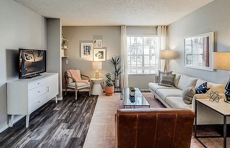 Bella Solara Apartment Homes — Photo 7