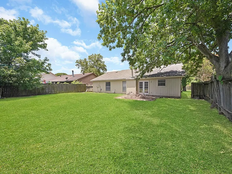710 Old Colony Dr — Photo 21
